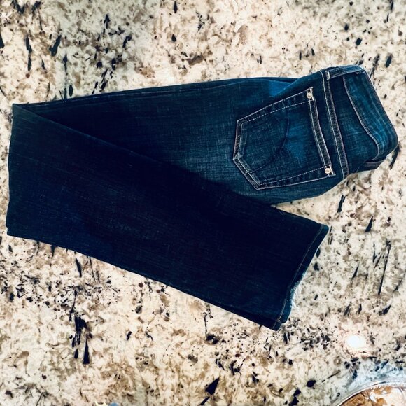 Joe's Jeans Curvy Bootcut Med Wash 29x32 Like new - Picture 11 of 13